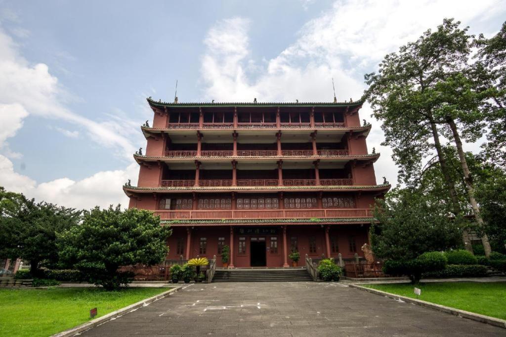 Lake Piedmont International Hotel Guangzhou Exterior foto