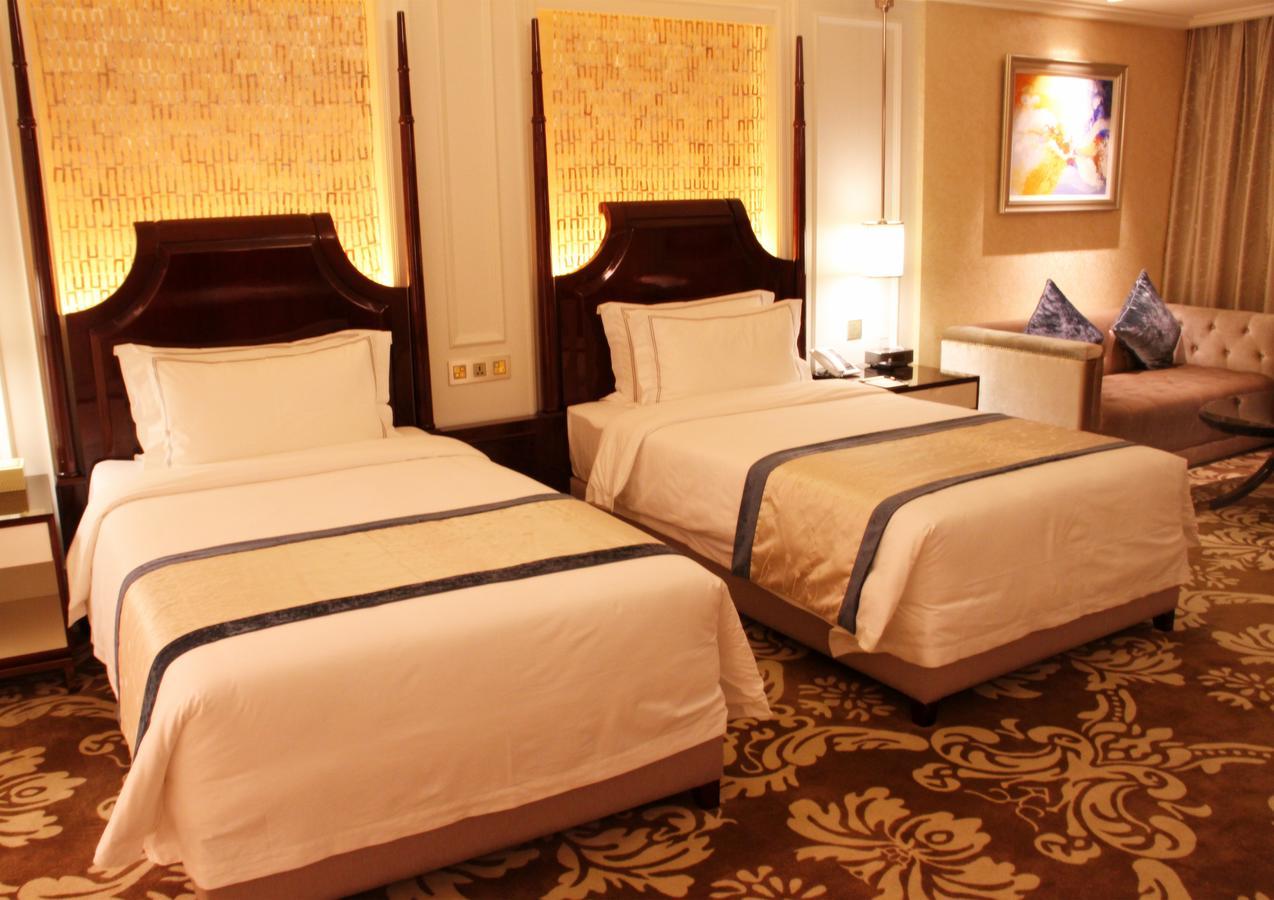 Lake Piedmont International Hotel Guangzhou Exterior foto